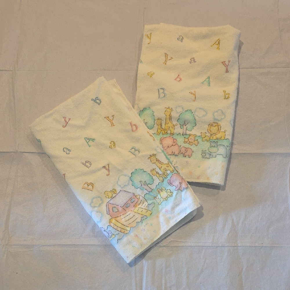 Lot of 2 Vintage‎ Noah's Ark Print Baby Receiving Swaddling Blankets